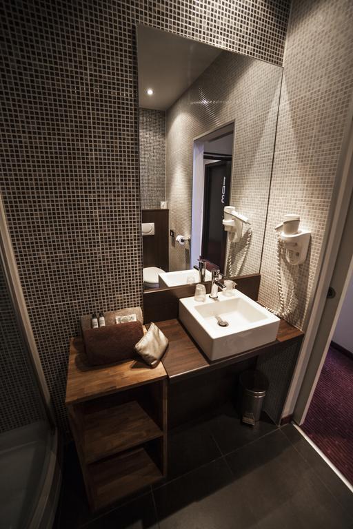 Hotel Kanai Lille Exteriör bild